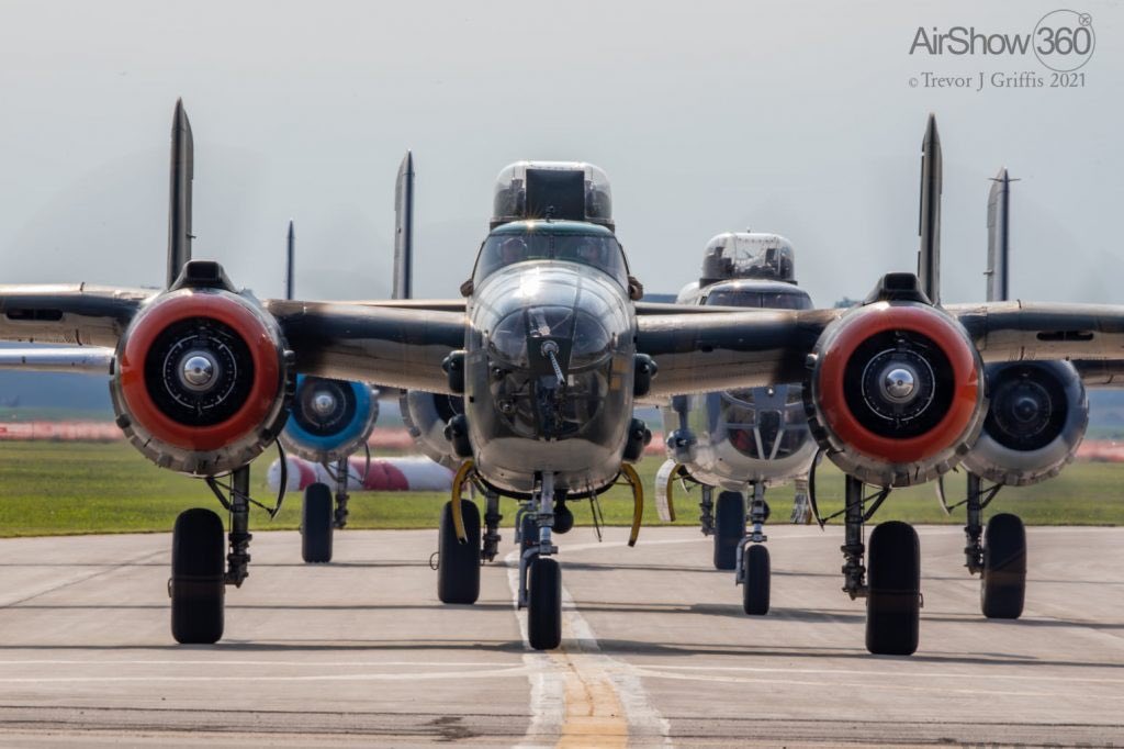 The Yankee Air Museum’s Thunder Over Michigan #airshow took place in Ypsilanti, Michigan over the weekend of August 7th/8th 2021. #AvGeek Aaron Haase of AirShow360 covered it for us warbirdsnews.com/warbirds-news/…