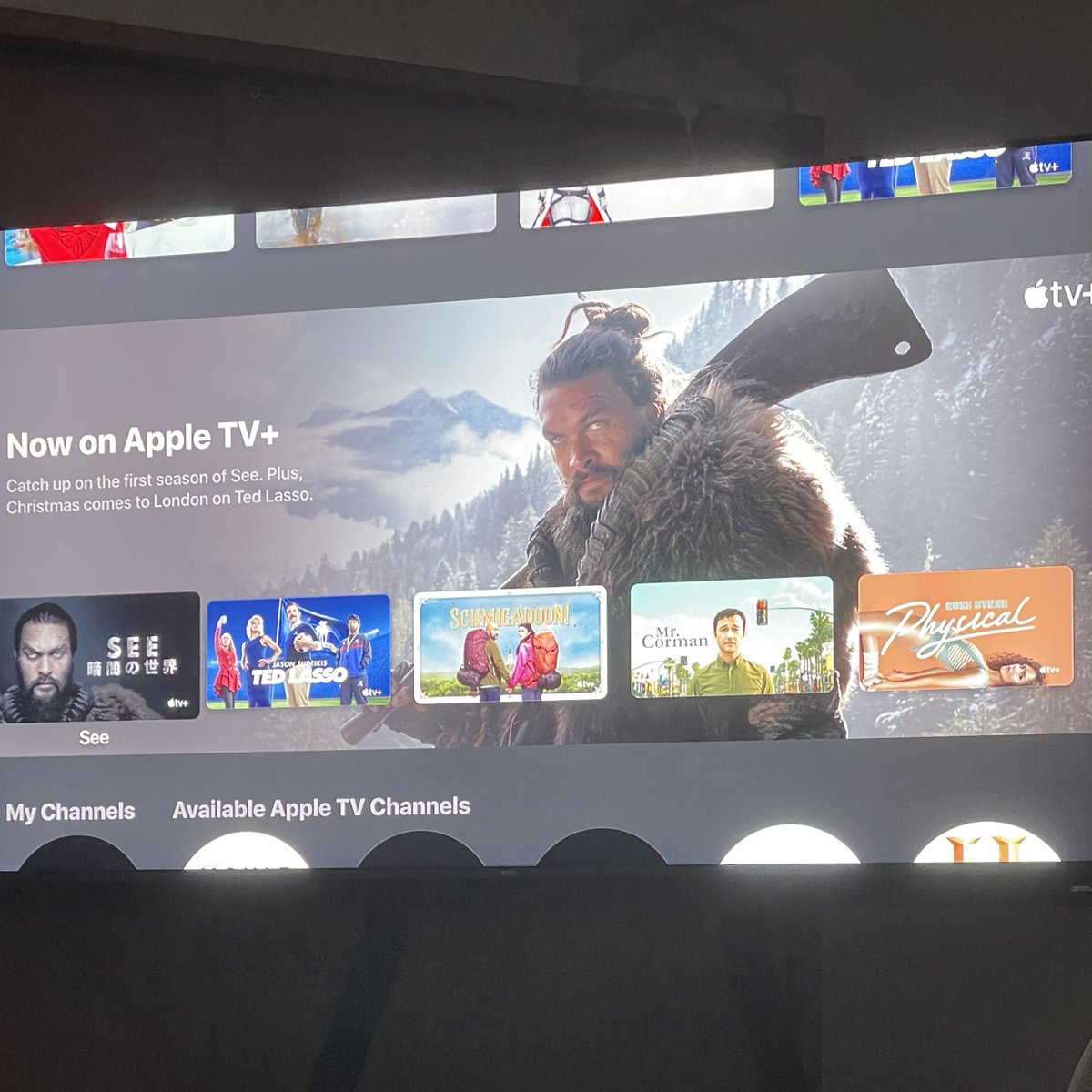 RogerTakada's tweet photo. @AppleTVPlus @AppleSupport @Apple @tim_cook Some movies have just background sound but no voices when played via the AppleTV app... Why?!?
Tell me how to fix it or my money back!! https://t.co/JBO5ZTS2rB