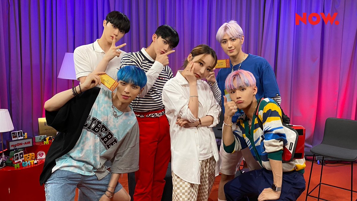 npop_zip's tweet photo. #studio문나잇 오늘 [별다방⭐️] 알바생은?! 정규 1️⃣집 가수 씨앗이들 #CIX (#BX #승훈 #배진영 #용희 #현석)랑 같이 놀아요🌱 신곡 얘기 하고! 고민 상담 하고! 간식 사냥도 나설 예정😎 #NOW온에어 #MAMAMOO #씨아이엑스 보쇼📱같이보기https://t.co/OnKl5ncYlw https://t.co/36cKE1gwBJ