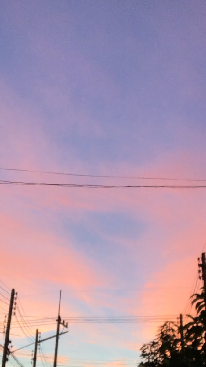 วันนี้ท้องฟ้าน่ารักเหมือนคนอ่านเลย