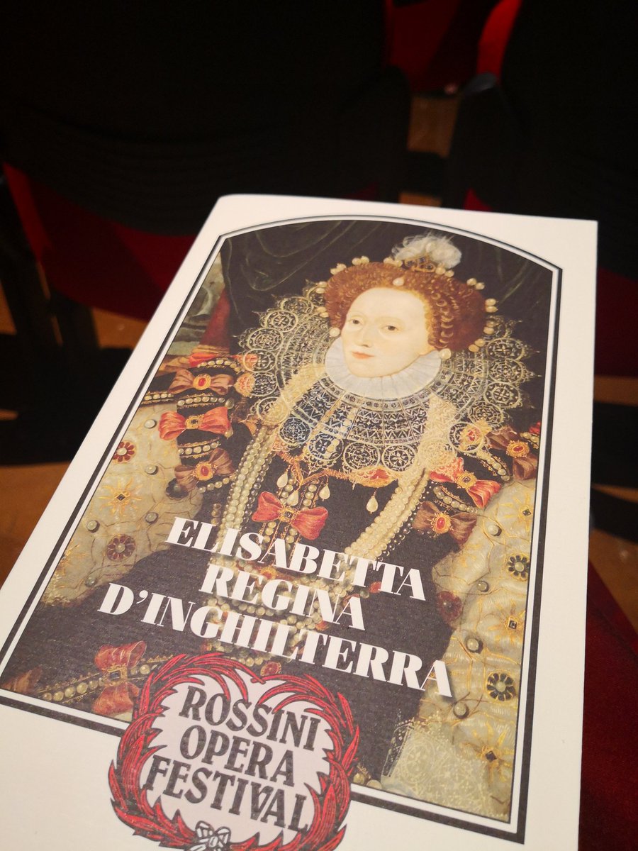 LadyeMaxwell's tweet photo. A sumptuous Queen Elizabeth at @Rof_Pesaro last evening.
#ROFElisabetta #ROF2021 @gioacigno https://t.co/33b9sPWb6E