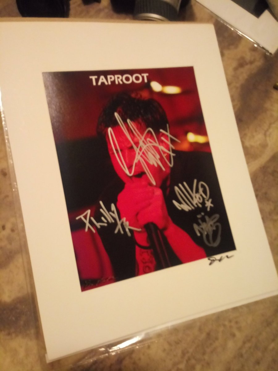 posh.mk/AGhYQhBYOib signed artsit2artist TAPROOT print #taproot #rockphotos