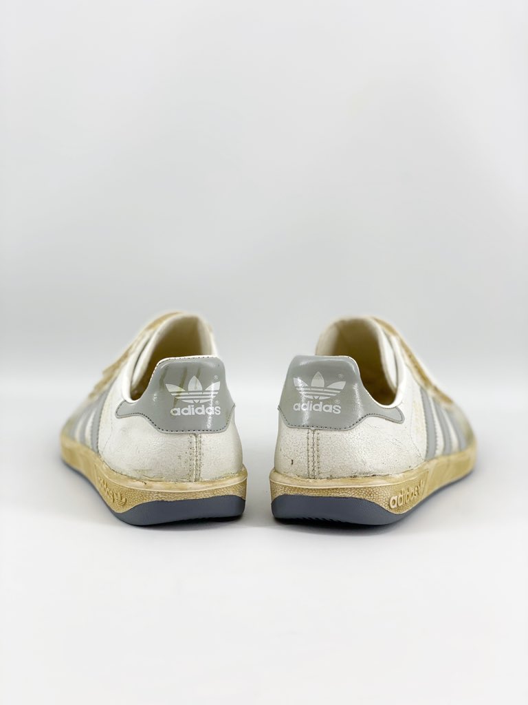 Harrynovianto_'s tweet photo. Player Comfort made in Taiwan after restoration…

#adidas
#adidasplayercomfort
#saveadidasvintage https://t.co/lvR1euweQZ