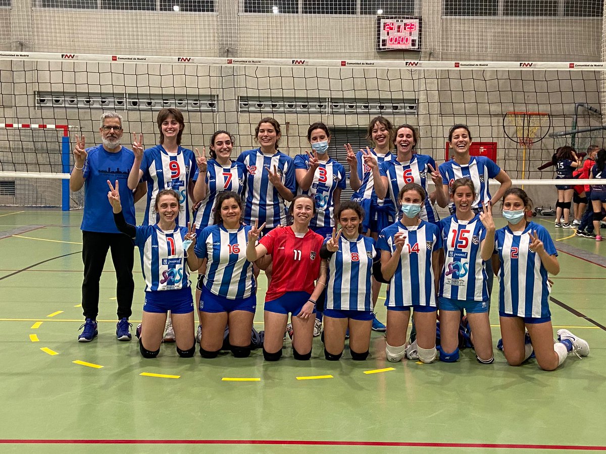 Vamos como cada verano calentando motores y confeccionando lo que será el Senior <a href="/VoleyRecuerdo/">Voleibol Recuerdo</a> de la próxima campaña.
Tras el ascenso del año pasado este año intentaremos dar un pasito más. LO IMPORTANTE SIEMPRE ES EL CAMINO.
<a href="/CNSRecuerdo/">Colegio Ntra. Sra. del Recuerdo</a> <a href="/AARecuerdo/">Antiguos Alumnos C.Nª. Sra. del Recuerdo (Oficial)</a>
