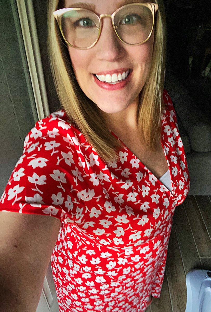 Mrs_Laird's tweet photo. Year 10 here I come! 🍎🍎🍎 #leopardlearners #katydyslexia https://t.co/dtIACvZW2A