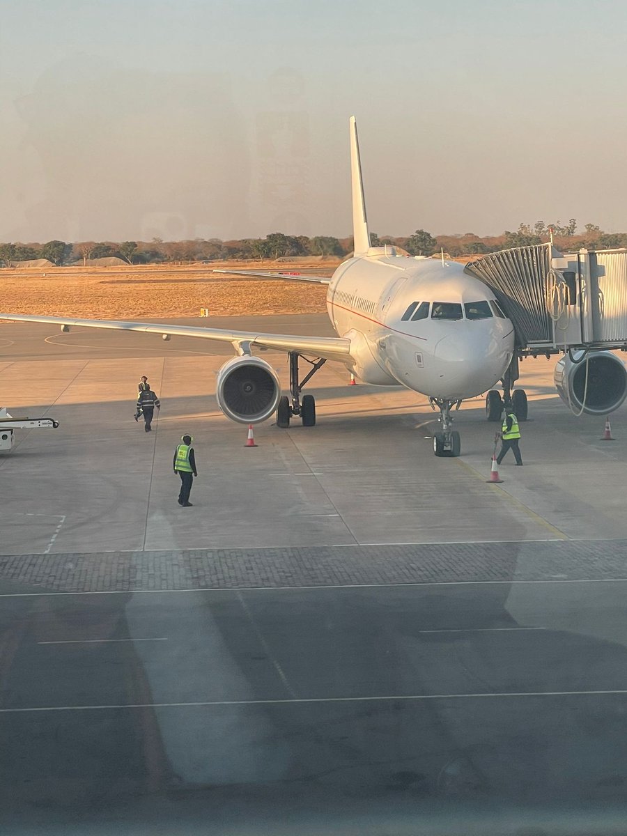 HeraldZimbabwe's tweet photo. A private jet that is being run by ROAR AFRICA Emirates Executive Private Jet landed in the resort town of Victoria Falls this morning.
The private jet is part of a trip dubbed “The Greatest & Safest Safari on Earth.” #RoarAfrica @roarafrica https://t.co/vMzawiLlZX