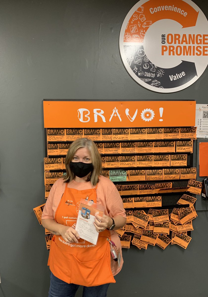 Cashier Angela being recognized for driving GET on the front end. Thank you for taking care of our customers, great job!