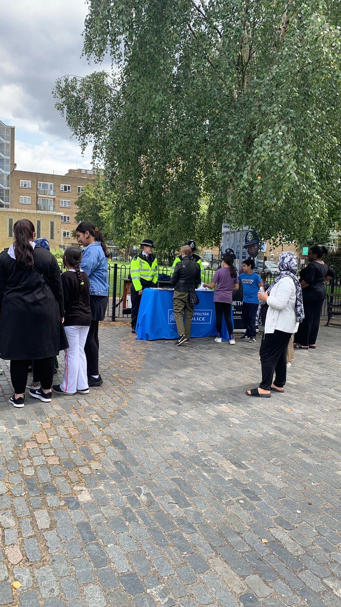 📍#Listen event- we are set up in Cumberland Market NW1 Come visit us this afternoon as we hold our event where we are inviting our community to take part in a survey that helps us shape our policing approach 👮‍♂️ We’ll also be sharing how you can join us in keeping London safe