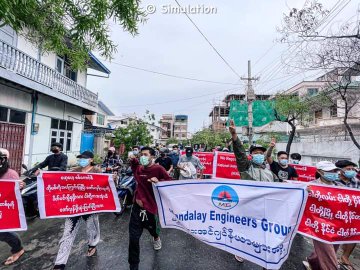 OfVod's tweet photo. Mandalay engineers group striked against military dictatorship peacefully by riding motorcycles.

Photo- CJ 

#WhatsHappeningInMyanmar
#Aug18Coup https://t.co/XpibMwy4Ez