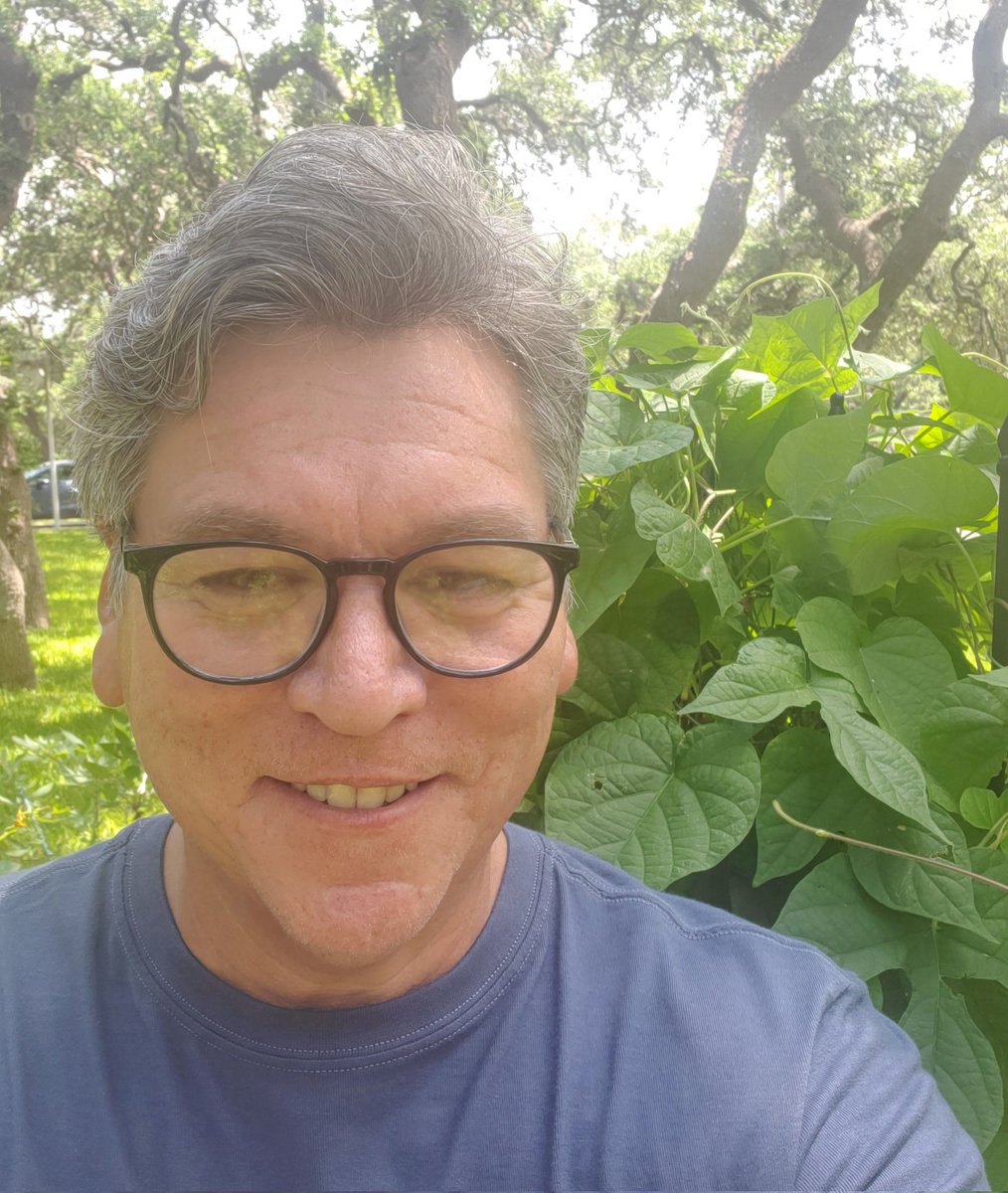 MichaelMGuevara's tweet photo. Thrilled to announce I have signed with @sharimaurer with The Stringer Literary Agency for my YA book The Closest Thing to a Normal Life. #YA_Author #LoveYALit https://t.co/a0DFpOrXa2