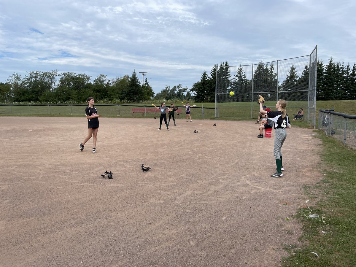 Softball PEI tweet media