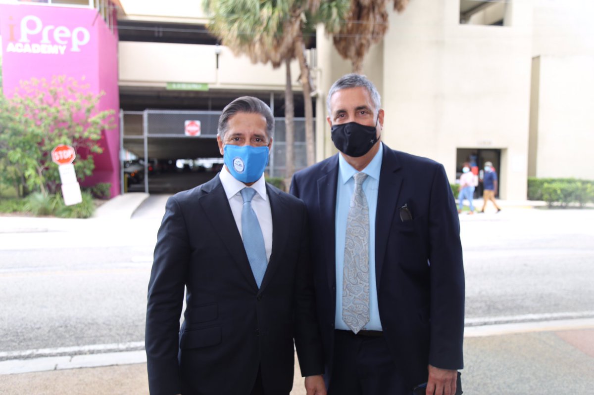 LAUSDSup's tweet image. Recognizing a great human being whose actions, words, company and comfort during some of the most tragic times that we have collectively faced is without parallel. Mark Zaher, thank you for your service, dedication and passion for @MDCPS.