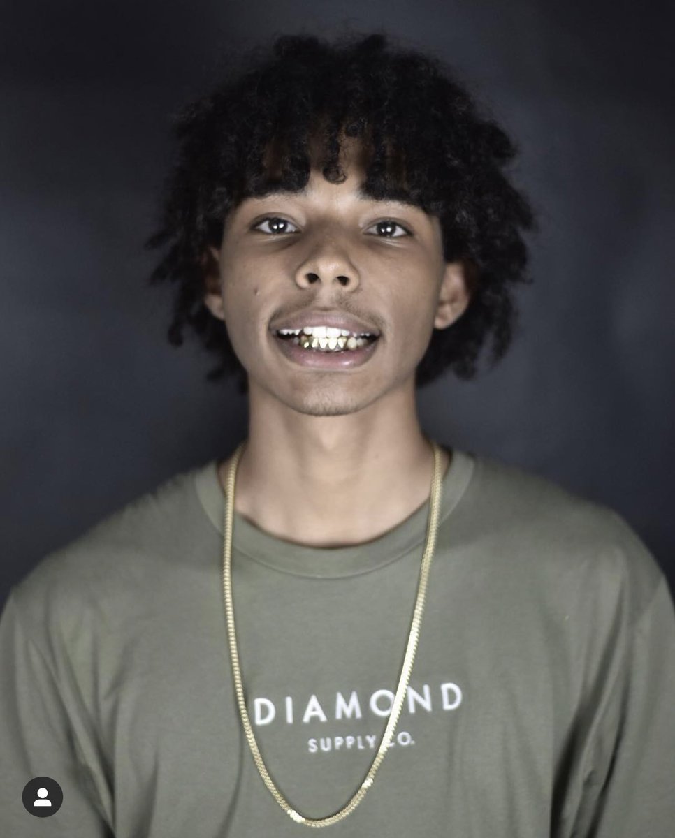 PabloElBurrito's tweet photo. WTF BRO, THIS DOESNT FEEL REAL, AT ALL. 
FIRST TIME I EVER SMOKED WAS W YOU. 
I LEARNED HOW TO EDIT VIDEOS WITH YOU. 
THANK YOU FOR GIVING ME THE OPPORTUNITY TO MAKE SOME REALLY COOL SHIT W YOU.
RIP KING @Demotus 🙏🏼 https://t.co/qYx7B8DzEr