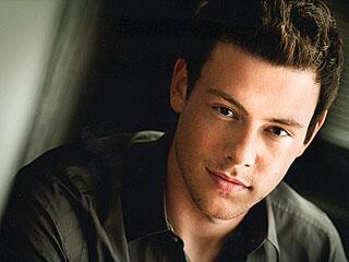 PasionGif's tweet photo. El mundo entero estΓ‘ de Luto. Que Dios te tenga en la Gloria. #RipCoryMonteith https://t.co/82lndfhk9y
