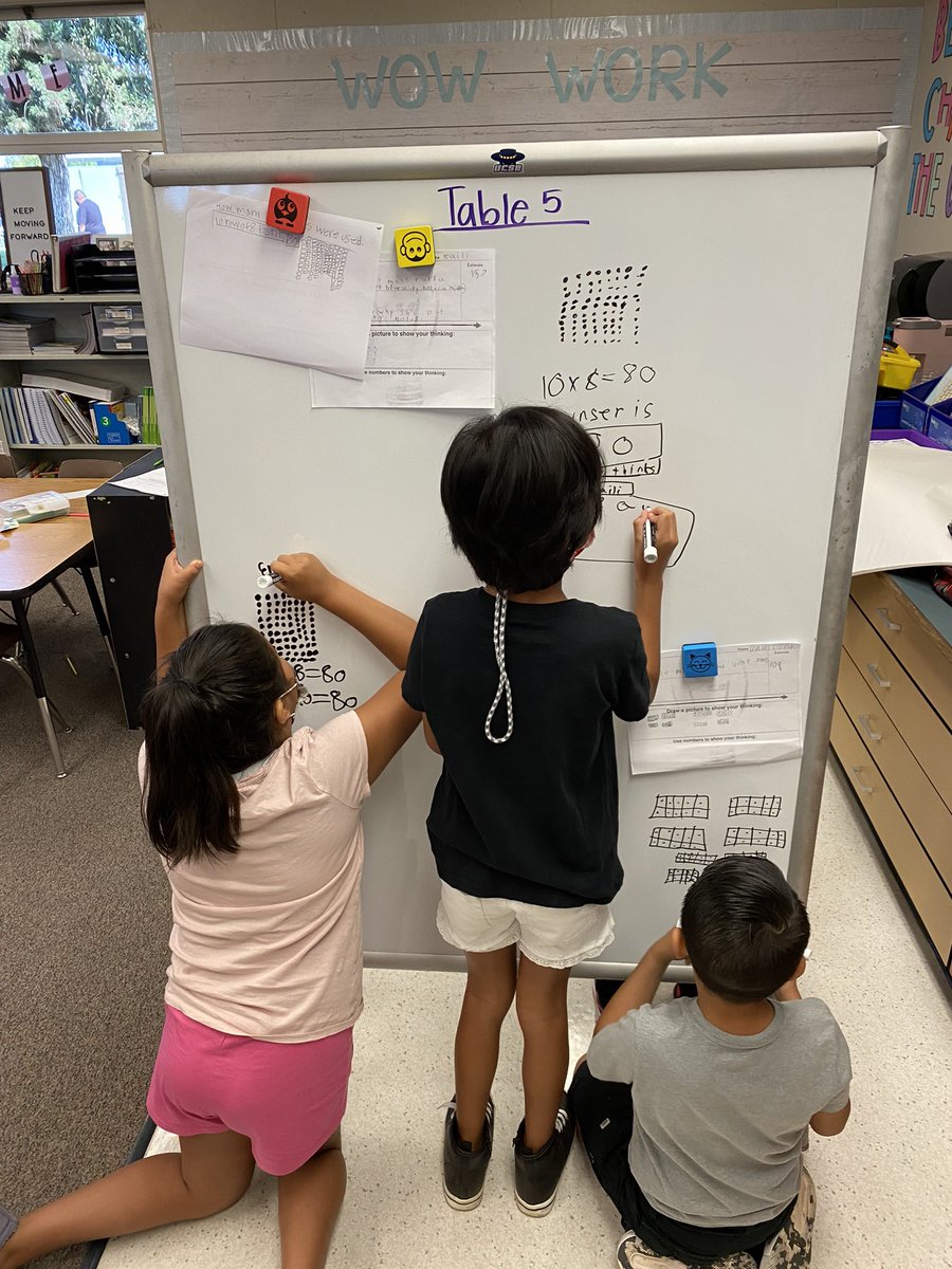 First math task of the year yielded amazing team work AND reinforced arrays and how they relate to multiplication. #bsd #ogpride @OakGrove_VP @ChastityLollis @mrsfunBSD