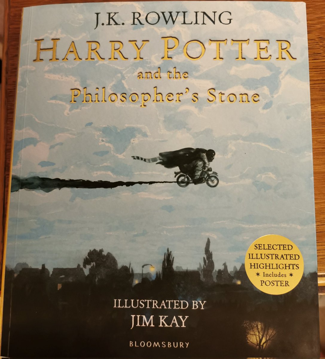 Leachy1085's tweet photo. Just finished this with 7 year old Jasper... I wasn't sure he'd sit and listen but he was completely enthralled with it.... Loved every minute of this book with him... 💙

#harrypotter #philosophersstone @jk_rowling https://t.co/Ig3LLEM7Sp