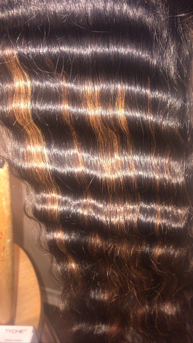 __Kaylaaaa1x's tweet photo. She asked for highlights, so she got highlights 😻😻 #DallasTX #DallasWigMaker #DallasStylist #DallasRetwist https://t.co/F4tEoecRMu