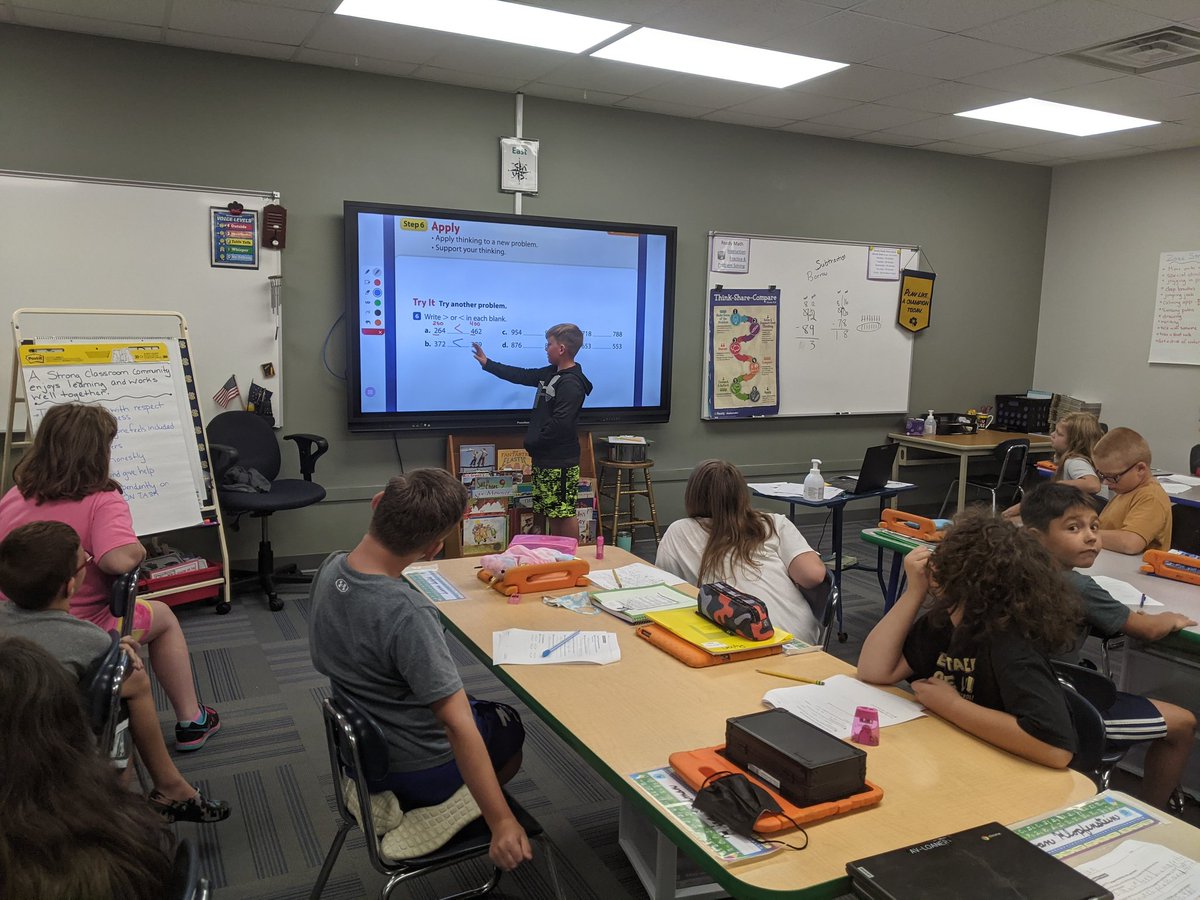 Avilla4Irish's tweet photo. We are off to a great start to the 21-22 school year! @AvillaSchool  #avilla4thgrade #teambuilding #sensorywalk #modelingmath https://t.co/ZMGoCHrQeB