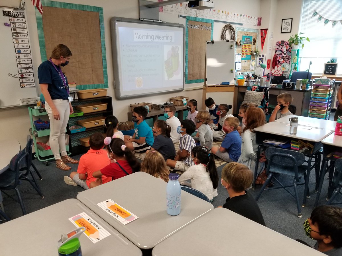 FCPSMDSuper's tweet image. These 2nd grade students are so excited to be back at school at Oakdale ES!