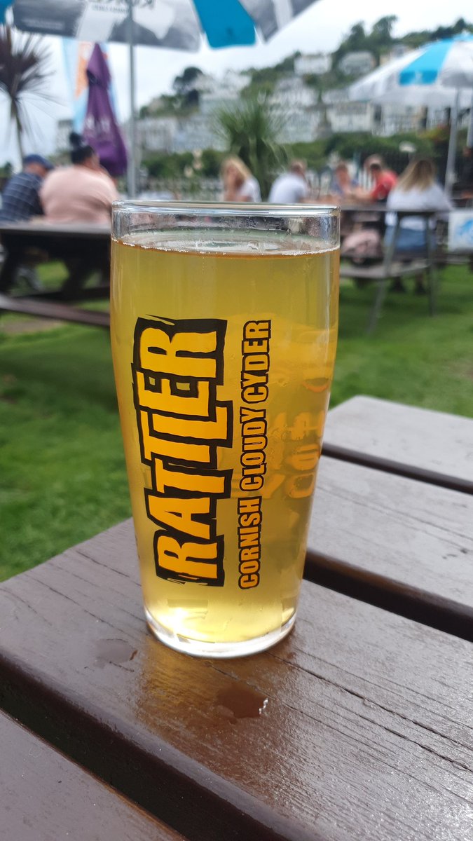 ryanthecabby's tweet photo. These Rattler Cyders are powerful 🤯 #CornishCyder https://t.co/5npXz2oNAj