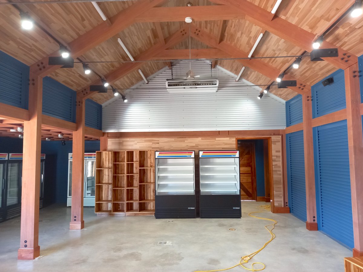 BITTERENDYC's tweet photo. As we did on Monday, we are once again taking you inside one of our "under roof" buildings, this time our new "Bitter End Market," which recalls the Emporium. This market will be stocked to the rafters with everything a sailor might need on the high seas! #BringBackBitterEnd #BVI https://t.co/wjIQoyr5ca