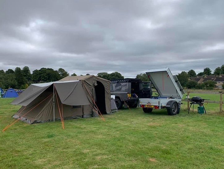 landyzone's tweet photo. Loving this setup with the @AnssemsTrailers trailer and @TheOztentGroup RV5! https://t.co/zTtFVoKhCg
