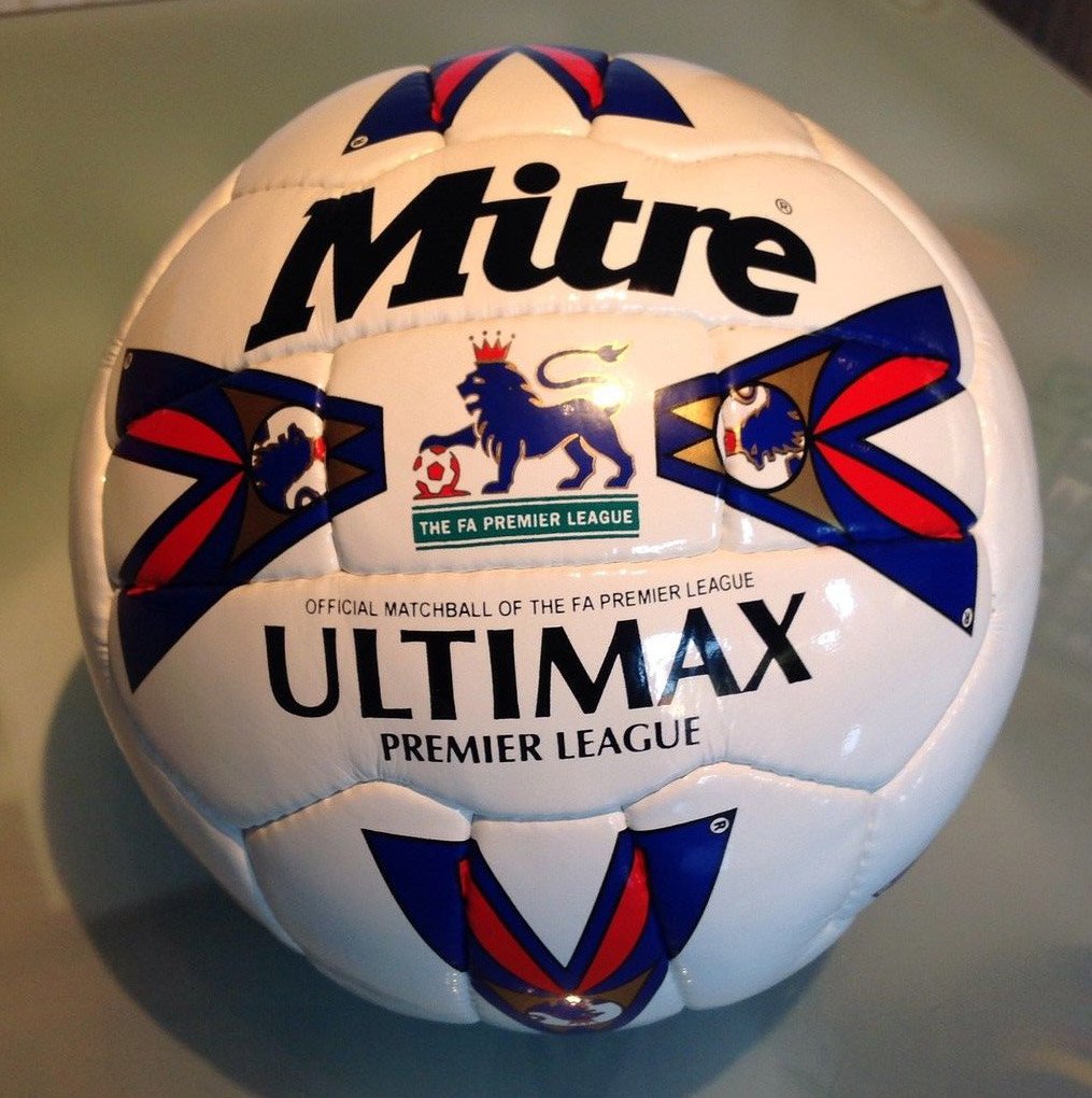 90sfootball's tweet photo. What a ball! https://t.co/KUQKCGfXKq