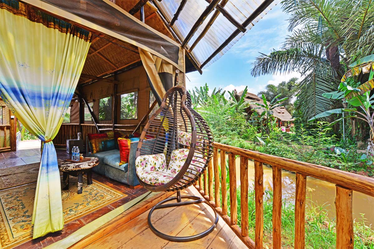Travel256's tweet photo. Set in the most eco-friendly environment, Malakai Eco Lodge is one of our favorite weekend #getaway destination in #Uganda.

Book your #weekend holiday with us;
☎️/WhatsApp +256772367972
📨info@travel256.com
👉https://t.co/59PuY0MLza
#visituganda #travel #EyalamaTravel https://t.co/QePw2O3cAa
