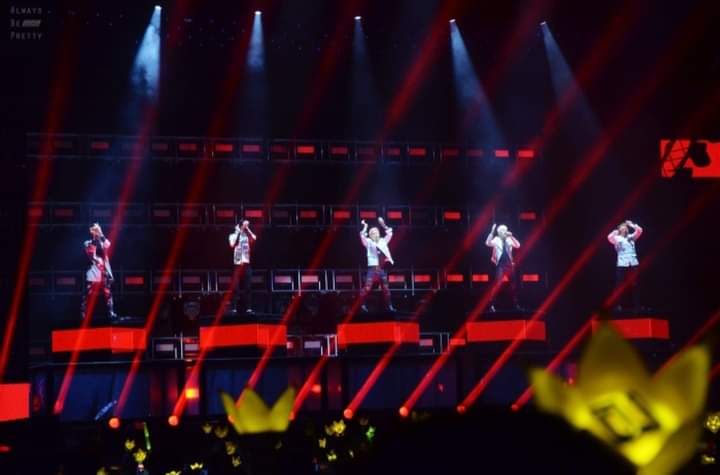 #15yearswithBIGBANG 
15 YEARS MAKING HISTORY
<a href="/IBGDRGN/">G-DRAGON</a>
<a href="/Realtaeyang/">TAEYANG</a>
<a href="/ForvictoRi/">Lee seung ri スンリ 이승리</a>
<a href="/YG_GlobalVIP/">BIGBANG GLOBAL VIP</a> 
#BiGBANG