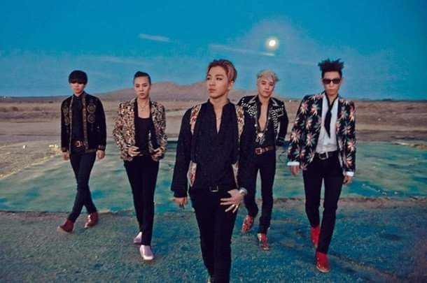 #15yearswithBIGBANG 
15 YEARS MAKING HISTORY
<a href="/IBGDRGN/">G-DRAGON</a>
<a href="/Realtaeyang/">TAEYANG</a> 
<a href="/ForvictoRi/">Lee seung ri スンリ 이승리</a> 
<a href="/YG_GlobalVIP/">BIGBANG GLOBAL VIP</a> 
#BiGBANG