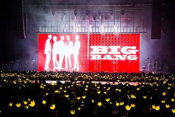 #15yearswithBIGBANG 
15 YEARS MAKING HISTORY
<a href="/IBGDRGN/">G-DRAGON</a>
<a href="/Realtaeyang/">TAEYANG</a> 
<a href="/ForvictoRi/">Lee seung ri スンリ 이승리</a> 
<a href="/YG_GlobalVIP/">BIGBANG GLOBAL VIP</a> 
#BIGBANG
