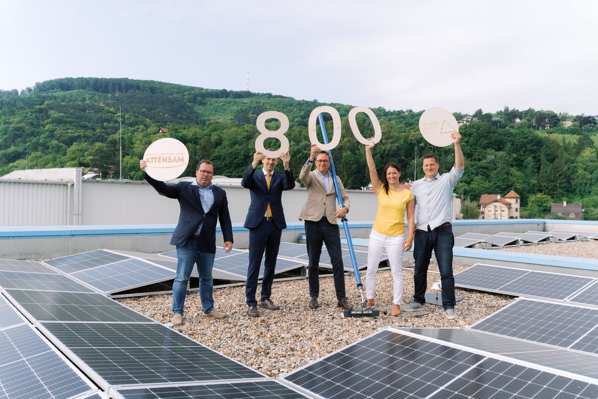 🥁BIG NEWS 🥁
Wenn's einer kann dann? Ja genau! 🥁🥁🥁 <a href="/Attensam/">manuel attensam</a> - unser Dach #800
Wenige Monate nach Dach #700 ist bereits #800 fertig. Es konnten zwei PV-Anlagen mit der Gesamtleistung von 122 kWp gebaut werden, eine weitere mit 40 kWp folgt noch. tausendundeindach.at/referenzen/ TX4RT!