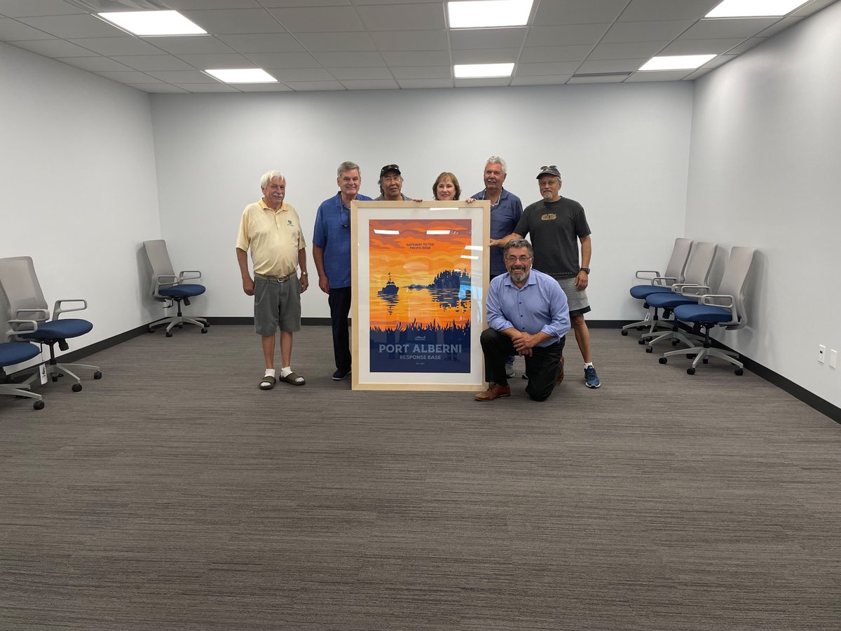 PAPortAuthority's tweet photo. Thank you very much to @MarineResponse for the tour of its new #WCMRC base in Port Alberni. Pictured left to right: PAPA Director, Al Haggard; #WCMRC President, Kevin Gardner; PAPA Directors: Jeff Cook, Shelly Chrest, Dennis Jonsson, Arne Elias; PAPA CEO Zoran Knezevic(kneeling) https://t.co/PUHIpwJrHQ