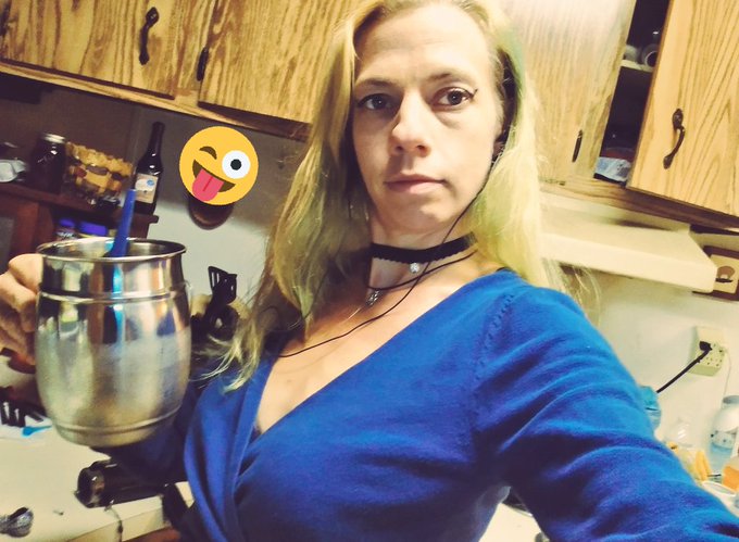 White Russians they're what's to drink... with breakfast. You all know my favorite breakfast 😏. What's<a href="/tag/cheers"class="tags"><span>#cheers</span></a><a href="/tag/whiterussian"class="tags"><span>#whiterussian</span></a><a href="/tag/letsgetthispartystarted"class="tags"><span>#letsgetthispartystarted</span></a>