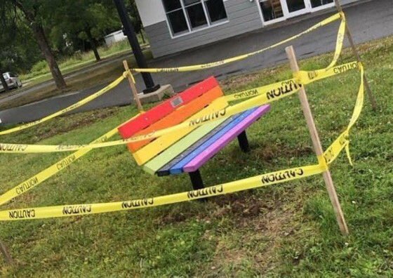 joon_em's tweet photo. Nbc when they cancelled hannibal https://t.co/LHH92yJaWU