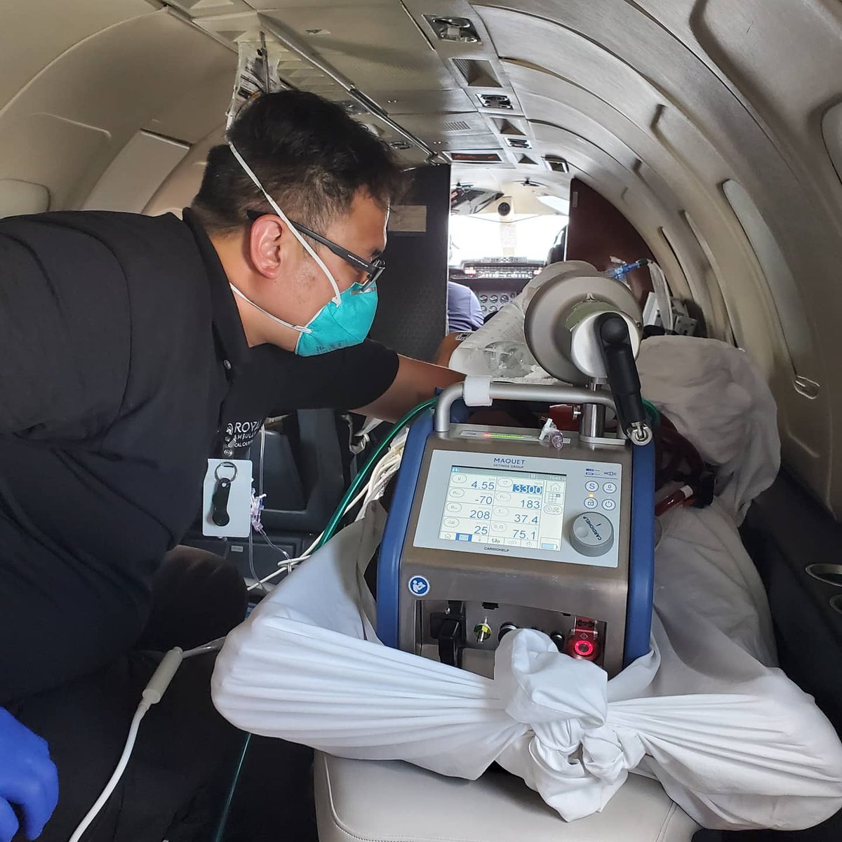 ecmoprn's tweet photo. Another successful #MCS transport!

Thank you to Andre, Russ from @aeromedevac, and the Brownsville Fire Department.

#ECMO2GO #ECLS #ECMO #teamworkmakesthedreamwork #specialtycaretransport #airambulance @RoyalAmbulance https://t.co/Qp54Dowvc8