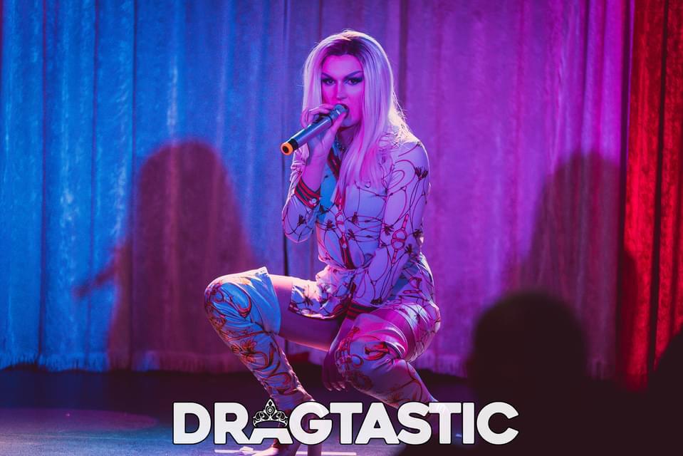 KatieGl01229509's tweet photo. My Proudest Number From Heat One Of DRAGTASTIC @BarPopMCR
Singing live for the first time in a competition
Song: Bruno Mars - Uptown Funk
#lunnarose #livevocals #versaceinspired #blonde https://t.co/rXwaQYa69j