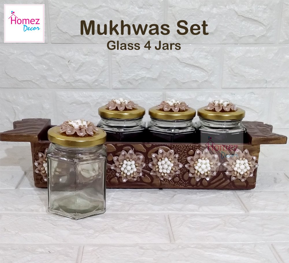 HomezDecor's tweet photo. Homez Decor New Launch 4 bottle jars mukhwas platter with beautiful flowers. 

website:https://t.co/2hyDLDIBmm

#homezdecorcollection #glassjar #contemporay #jars #mukhwas #flowerwork #tray #designer #stylish #unique#lifestyle #table #tablesetting #homedecorcor https://t.co/5ZQSxAacoD