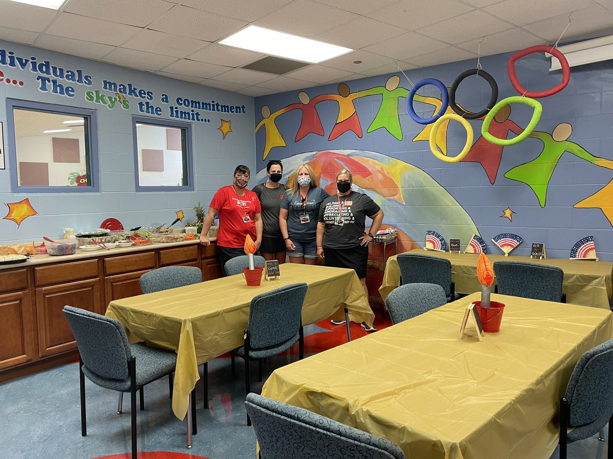 Liz Argo tweet media