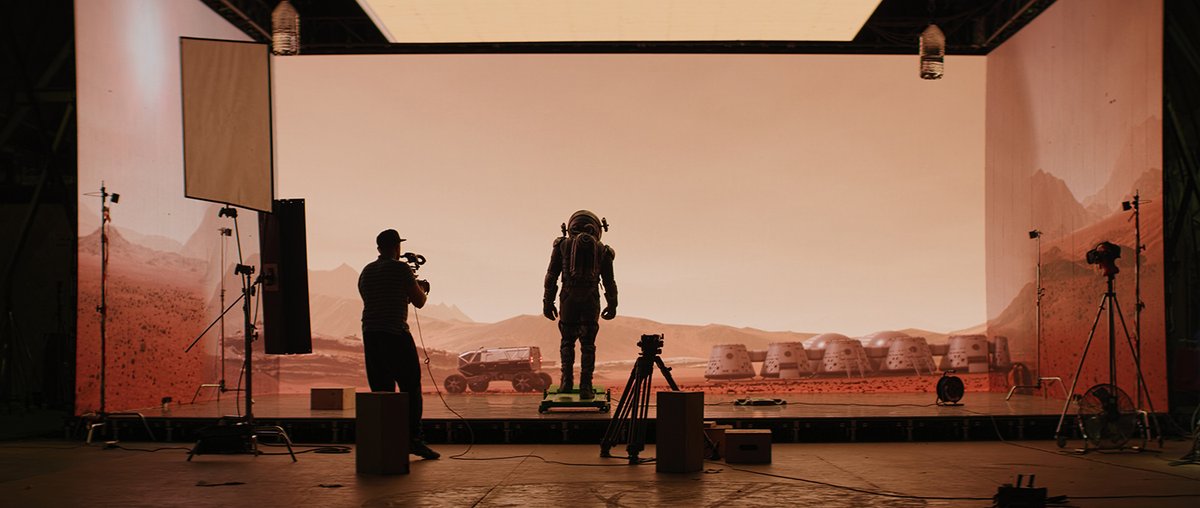 <a href="/LEDLouisiana/">Louisiana Economic Development</a> invests $1.25M in new #LSU virtual production program for real-time filmmaking as movies/series increasingly rely on photorealistic gaming technologies for backgrounds and special effects. <a href="/LSUEngineering/">LSU Engineering</a> <a href="/lsucoad/">LSU Art + Design</a>
<a href="/LSUCCT/">LSU CCT</a> <a href="/LSUHSS/">LSU College of Humanities & Social Sciences</a> <a href="/CMDAatLSU/">LSU CMDA</a>

lsu.edu/research/news/…