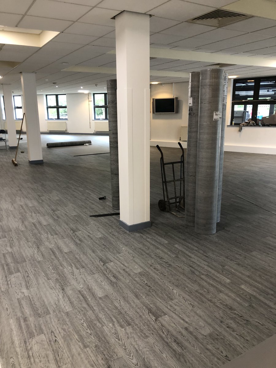 Middxflooring's tweet photo. @Middxflooring  install the stunning @AltroFlooring  'Wood Adhesive Free' vinyl sheet in the canteen at @lambethacademy time for the new academic year

Quick installation, amazing visual and expert fitting by the @Middxflooring team

#altro #adhesivefree #vinylflooring #flooring https://t.co/Yb0bAR2EGy