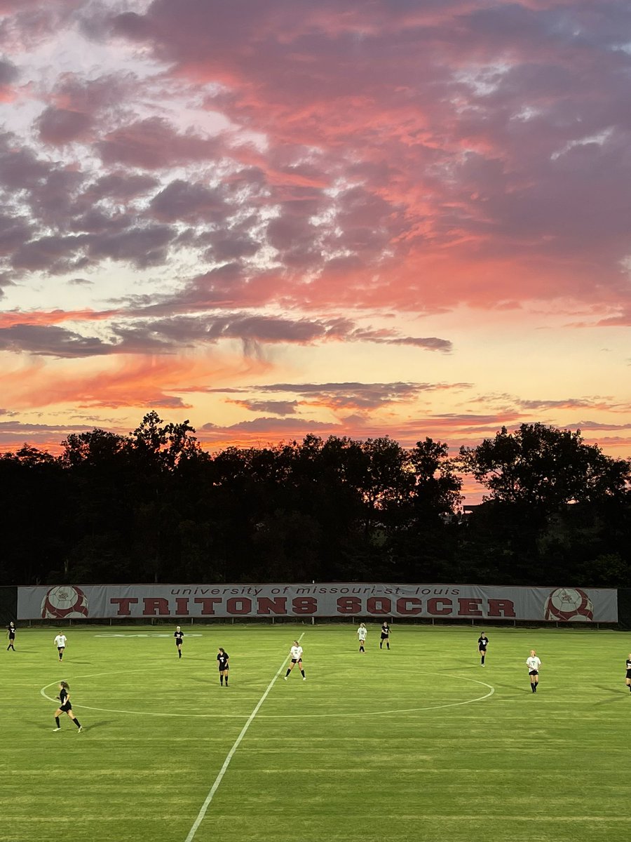 UMSLWSOC's tweet photo. first day of pre-season ✔️ https://t.co/U5vePGM5a6