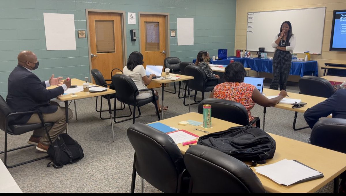 BcsdDavis's tweet photo. Dr. Chendra Dupree did an outstanding job leading her High School Principal peers through some high impact professional learning this morning!!  Success criteria for teachers’ collaborative planning was the focus https://t.co/rzakdtSVp8