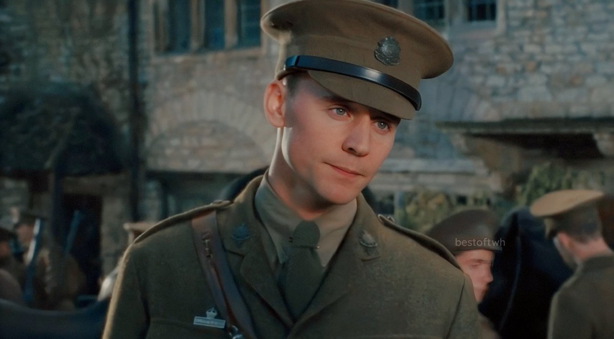bestoftwh's tweet image. Tom Hiddleston - War Horse.