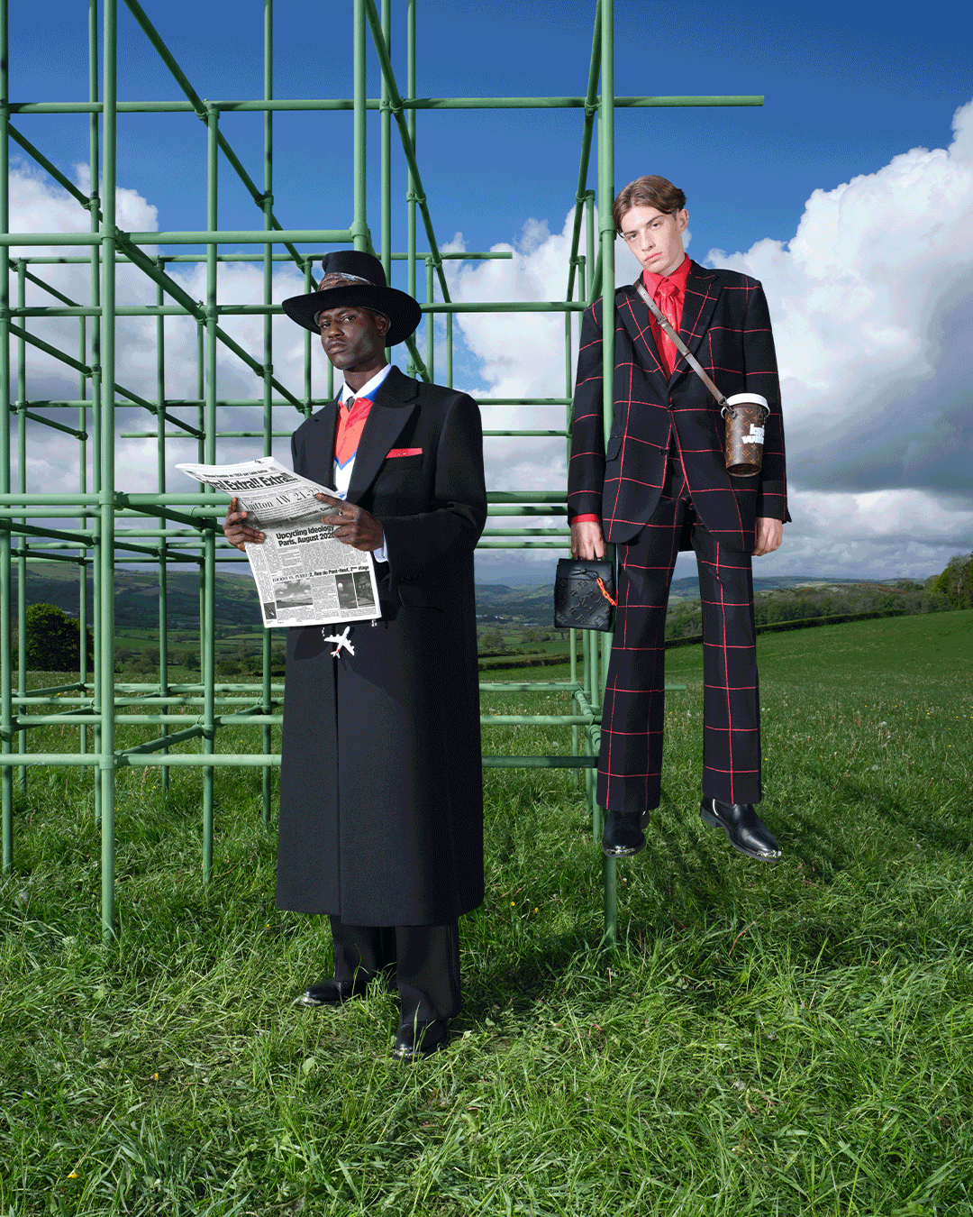 Louis Vuitton on X: Routine accompaniments. Trompe l'oeil bags from  @VirgilAbloh's #LVMenFW21 collection include a morning paper and a coffee  cup. Explore the latest #LouisVuitton Men's collection at    / X