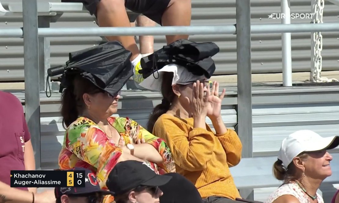 E9FPRuxXsAYTX8k?format=jpg&name=medium