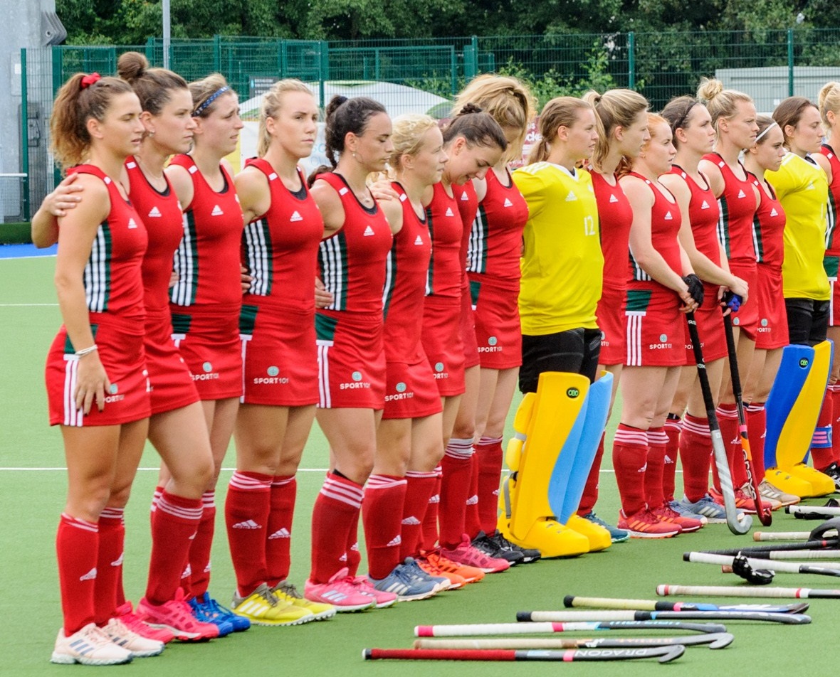 Congratulations to <a href="/ScottishHockey/">Scottish Hockey</a>'s men who have made the EuroHockey Championships II semi-finals 👏

Needing a win to progress, Alan Forsyth struck a hat-trick as they beat 🇨🇭 6-0 🔥

<a href="/HockeyWales/">Hoci Cymru</a> women lost 2-1 to 🇵🇱 &amp; finish second in their group

🔗 bit.ly/3ATGoUc