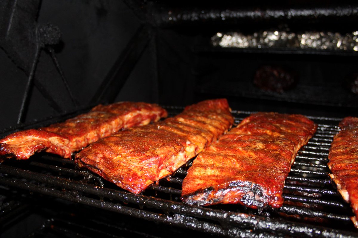 Ready, Set, Eat! Who's ready for the Wildcats to be back in action next month? 🏈