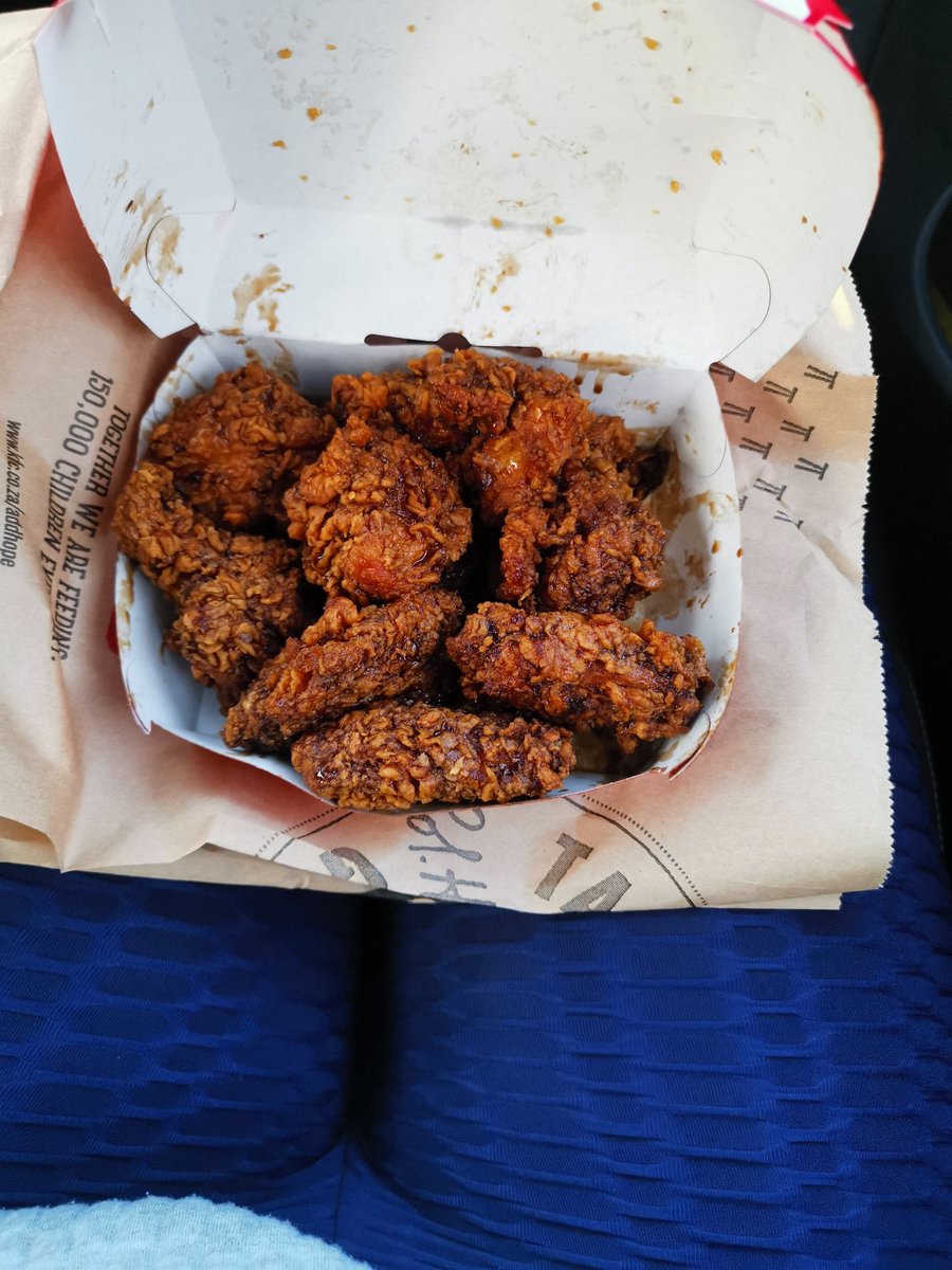 Thims_twinkie's tweet photo. Where are my dunked wings lovers? ๐
#Recoverymeal https://t.co/xmKYkknlft