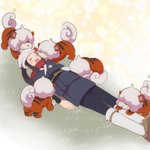 野生のガーディにかこまれてしまった pic.twitter.com/IRBMO2WA28